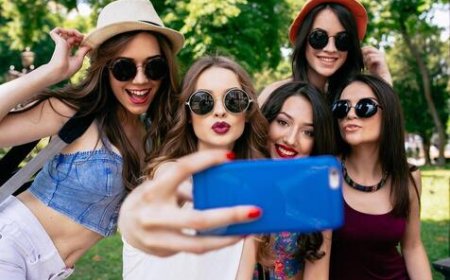 Top Friendship WhatsApp Groups to Connect with New People